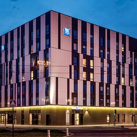 Отель Ibis Budget Paris Coeur D'Orly Airport Экстерьер фото